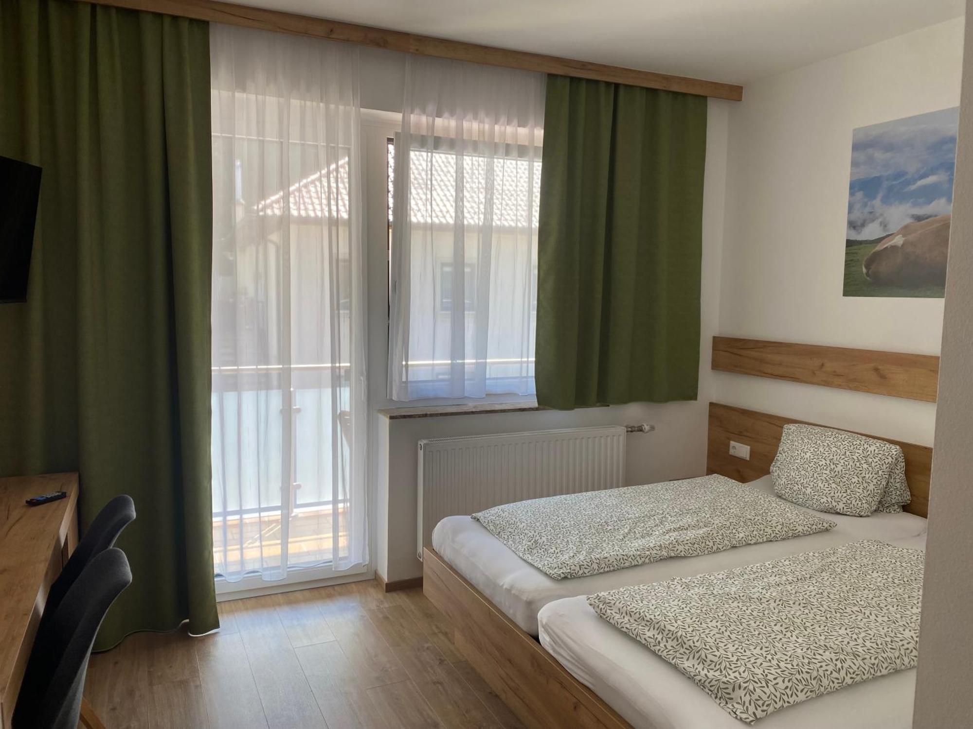 Pension Kinzl Mit E-Ladestation Offenhausen Exteriör bild
